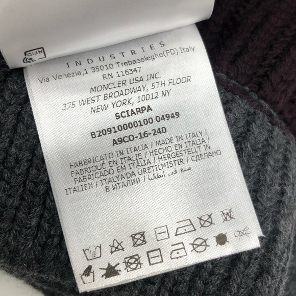 Moncler 100% Wool Knit Scarf Made in Italy - Picture 4 of 8